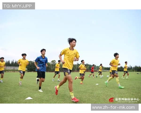 少女足球快播带你领略青春活力与竞技魅力的完美结合 少女足球快播带你领略青春活力与竞技魅力的完美结合