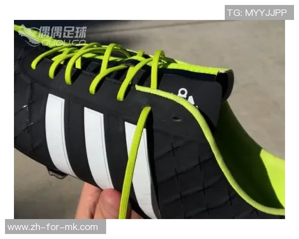 足球鞋鞋带的多种系法详解与实用技巧分享