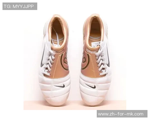 选择适合自己的足球鞋Nike与Adidas哪个更好用的全面对比分析